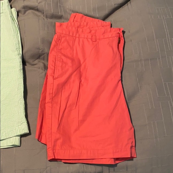 Vineyard vines shorts - Picture 1 of 3